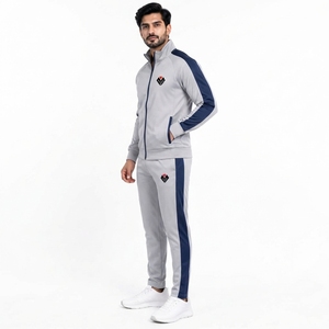 Conjunto Deportivo Premium para Hombre, Dos Piezas, Chaqueta y Pantalones, Diseño Cómodo y Transpirable, Ideal para Correr - Product Image 6