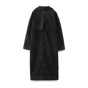 Gabardina Larga de Mezclilla Negra para Mujer, con Cuello de Solapa, Cierre de Botón y Bolsillos - Product Image 2