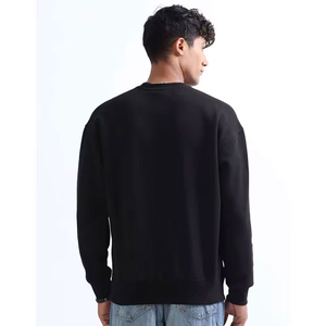 Sudadera Negra de Cuello Redondo para Hombre, Corte Regular, Tejido de Algodón, Estilo Casual Otoñal - Product Image 4