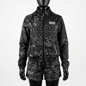 ชุดเซ็ตแจ็คเก็ตฮู้ดพิมพ์ลายผ้าโพลีเอสเตอร์ทาสลอนสีดำเทาสำหรับผู้หญิง 120 GSM กันลม พร้อมโลโก้สั่งทำ - Product Image 1