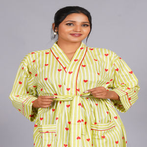 Kimono de Algodón Suave Amarillo de Talla Grande de Alta Calidad, Ropa de Estar con Estampado Floral Hecho a Mano, Disponible a Precio de Mayoreo - Product Image 2