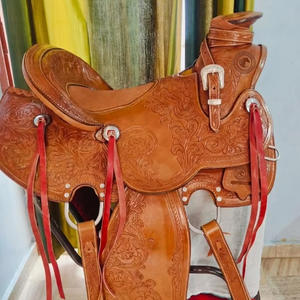 Silla de montar western personalizada para carreras de barriles, de cuero repujado de alta calidad, para equitación de placer y senderismo, proveedor de la India - Product Image 1