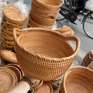 Cesta de Boda Ovalada de Ratán Natural Hecha a Mano con Asas de Ninh Binh por Vinagreen para Decoración del Hogar - Product Image 5