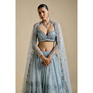 Ensemble Lehenga Choli élégant pour femmes, tenue de soirée avec un design de travail de sequins - Product Image 3