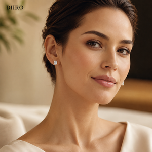 ต่างหูเพชรโมอิสซาไนต์ชุบทองคำขาว 14K ทรงกลมเจียระไนแบบบริลเลียนท์ เครื่องประดับคลาสสิกสำหรับผู้หญิง - Product Image 6