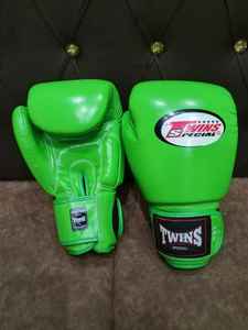 Professional Twins Green Boxing <b>Gloves</b> Shin Guard Set Real Cowhide Leather Lightweight Training Gear for Martial Arts - Product Image 3