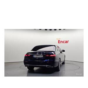 Mercedes-Benz Classe E E300e 4MATIC Exclusive Modèle décembre 2023 avec 21 828 km Boîte de vitesses automatique Volant à gauche Caméra de recul - Product Image 4