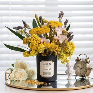 Bougie parfumée AIKUN pour cadeau de bienvenue des invités, bougie de luxe en cire de soja en pot pour location de vacances et branding hôtelier de boutique - Product Image 3