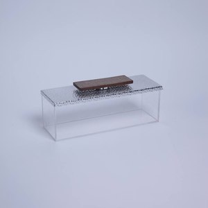 Caja de dulces WoodPearl Noor – Organizador de dulces artesanal de madera, metal e incrustaciones de nácar acrílico para el Ramadán 2027, Iftar y Eid - Product Image 1