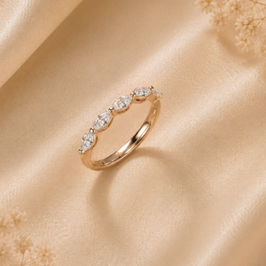 Anillo de boda de moissanita marquesa chapado en oro de 1 quilate para mujer, joyería minimalista apilable para aniversario - Product Image 3