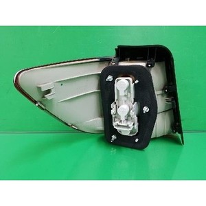 Luz Trasera Derecha Usada Clase B A1698202664 - Product Image 3