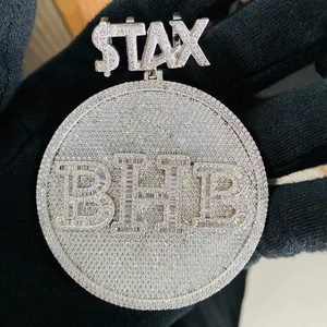 Collier personnalisé Hip Hop avec pendentif rond grand format serti de diamants Moissanite, lettre brillante, pour hommes et femmes - Product Image 1