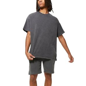 Ensemble court Slim 100% coton hommes ensembles courts d'été vente en gros mode élégant lavage à l'acide T-shirts et ensembles courts - Product Image 1