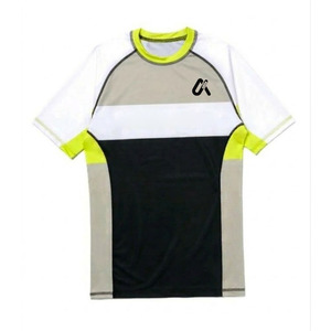 Rashguard à manches courtes de qualité supérieure, design personnalisé, avec protection UV, rashguard à manches courtes compressif - Product Image 5