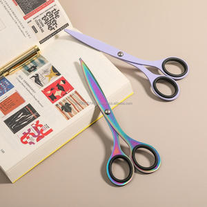 Ciseaux d'artisanat Accessoires de bureau multicolores Ciseaux en acier inoxydable multi-usages pour la maison, le bureau et l'école - Product Image 2