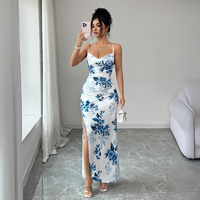 Robe élégante à bretelles, style porcelaine bleue et blanche, col halter, longueur au sol, robe maxi polyvalente