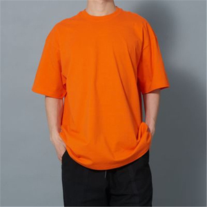 T-shirt pour homme en coton 100% coupe classique, effet vieilli, imprimé numérique délavé à l'acide - Product Image 4