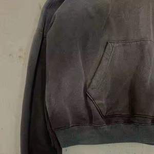 เสื้อฮู้ดดี้ราคาส่ง ผ้าฝ้าย 100% ทรงโอเวอร์ไซส์ สไตล์ครอป ไหล่ตก สตรีทสไตล์ เสื้อฮู้ดดี้ผู้ชาย - Product Image 3