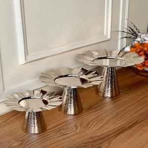 Newly Designed Fancy Decorative Eco-Friendly Handmade Wedding CE Certified <b>Cupcake</b> <b>Stand</b> Shiny Polished Metal Cake Tools - Product Image 1