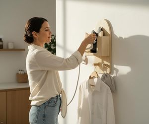 Soporte de Pared para Caja de Hierro de Madera de Acacia Sólida Hecho a Mano – Organizador con Acabado Natural y Ganchos Utilitarios – Montaje Invisible - Product Image 4