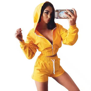 Ensemble décontracté 2 pièces pour femme, brodé uni, avec short de motard, sweat à capuche zippé et crop top, en polyester/coton, idéal pour l'été - Product Image 3