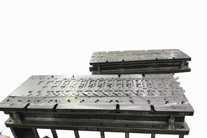 เราเป็นผู้จัดจำหน่ายแม่พิมพ์ปั๊มขึ้นรูปแบบโปรเกรสซีฟ แม่พิมพ์ปั๊มขึ้นรูปแบบเดี่ยว และบริการแปรรูปโลหะด้วยการปั๊ม - Product Image 3