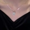 Pendentif Halo en Diamant de Laboratoire Taille Coussin 2 carats Apricot Jewels |   Collier classique en or blanc 14 carats - Product Image 4