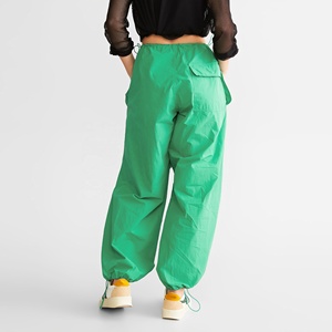 Custom Lightweight Green Windbreaker Cargo Pants for Streetwear & Outdoor Activities – Bulk Wholesale USA - Product Image 2