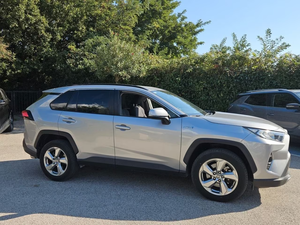 โตโยต้า RAV4 2.5 ไฮบริด SUV เกียร์อัตโนมัติ E CVT ขับเคลื่อน 2 ล้อ ประหยัดน้ำมัน รถครอบครัว ไมล์น้อย รถมือสอง - Product Image 5