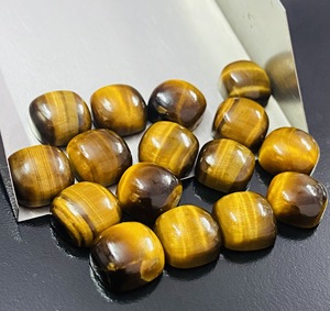 พลอยตาเสือธรรมชาติทรงคูชั่นสีน้ำตาลทอง สำหรับผู้ค้าส่งเครื่องประดับ จำหน่ายส่งออกจำนวนมาก - Product Image 6