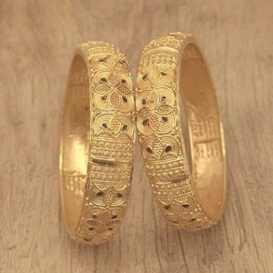 Elegant Enamel Design Gold Plated <b>Bangle</b> <b>Set</b> for Women Ethnic Floral Bracelet Jewelry for Festive Wear - Product Image 6