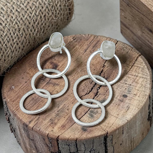 Pendientes colgantes de plata de ley 925 con piedras preciosas naturales de arcoíris, hechos a mano, estilo bohemio vintage, regalo de boda para ella. - Product Image 4