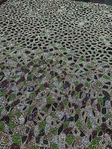 Tissu en dentelle perlée fait main avec strass et broderie florale géométrique 3D, style ROMANTIQUE, pour la décoration de vêtements de mariage - Product Image 1