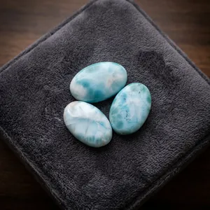 พลอยลาริมาร์สีน้ำเงินธรรมชาติทรงหลังเบี้ยแบบเม็ดเดี่ยว - Product Image 5