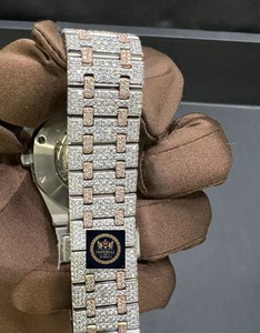 Montres pour hommes Hip Hop en acier inoxydable avec mouvement à quartz, cadran à pointeur GPS, entièrement serties de moissanite - Product Image 2