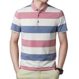 เสื้อโปโลแขนสั้นผู้ชายลายทางถักนิตติ้ง ทรงลำลอง สีชมพู ฟ้า ขาว ดีไซน์บล็อกสี - Product Image 1
