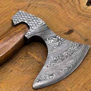 Hacha Vikinga EMO Hecha a Mano con Acero de Damasco, Hacha de Campamento para Exteriores, Mango de Madera de Grado Industrial con Funda - Product Image 3