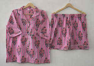 Conjunto de Pijama Elegante de Algodón Tejido con Rayas Florales Rosas, Estampado a Mano, Ropa de Dormir Larga para Mujer, Exquisito Conjunto de Dos Piezas - Product Image 2