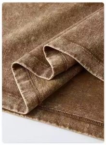 เสื้อยืดแขนสั้นผ้าเจอร์ซีย์คอตตอน 100% สไตล์วินเทจ พิมพ์ลายพัฟฟ์ ล้างสีแบบแอซิดวอช ดีไซน์สั่งทำ สีดำ - Product Image 4