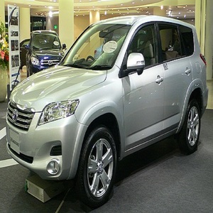 Toyota Vanguard SUV Leather Seats R16 Tires RWD ACC Cruise Control 7-Seater Automatic <b>Light</b> Interior Fairly Used and New - Product Image 1