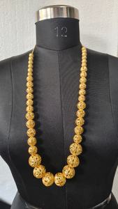 Collier artisanal africain en perles d'imitation avec motif floral, chaîne de mariage vintage, bijou statement - Product Image 2