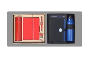 Set de Regalo Empresarial de Cuero de Primera Calidad con Agenda Personalizada, Bolígrafo y Botella de Agua, Regalo Promocional Corporativo Disponible para la Venta - Product Image 2