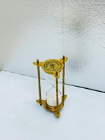 Sablier 3D en laiton massif de 6 pouces |   Pièce de table décorative vintage en fonte pour la remise des diplômes