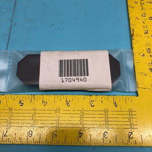 LOT DE 3 ÉLECTRODES EN GRAPHITE AXCELIS 1704940 - Équipements et Pièces Semi-conductrices de Confiance du Groupe Global Legacy - Product Image 5