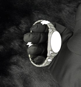 Montre mécanique automatique de luxe en acier inoxydable avec cadran en verre brillant et mouvement japonais, ornée de moissanite VVS en gros - Product Image 4