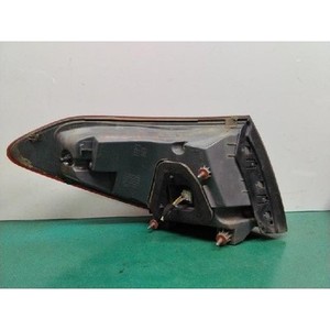 ไฟท้ายขวามือสองสำหรับรถยนต์ C-class รุ่น A2059065200 - Product Image 3