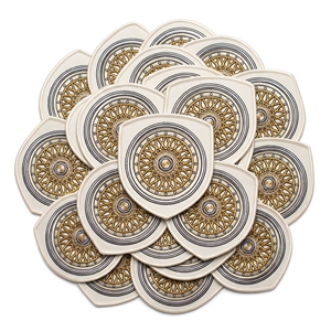 Écussons brodés dorés à bordure Merrow pour jantes à rayons de voitures classiques, de la marque Shield Wire Wheel Patch Brand Supplier - Product Image 1