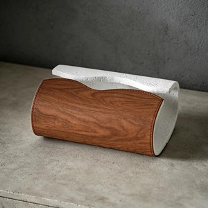 Boîte à mouchoirs en bois unique, boîte de rangement artisanale de qualité supérieure pour la maison, le bureau, la salle de bain, porte-mouchoirs rustique et décoratif - Product Image 4