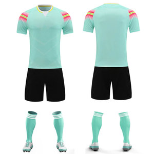Tenue de football unisexe, nouveau design, haute qualité, vêtements de sport fabriqués en usine, ensemble de maillots de football unisexe par sublimation - Product Image 5