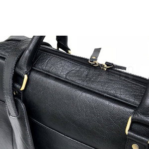 Elegante Maletín para Portátil de Cuero con Múltiples Bolsillos y Costuras Resistentes, Ideal para Profesionales, Uso en la Oficina y Viajes - Product Image 6